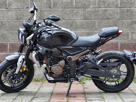 Купить б у Voge AC инжектор передач в Красноярске чёрный naked