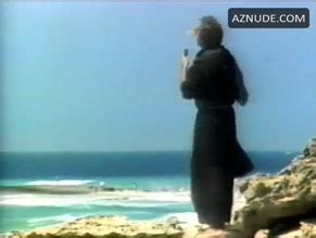 BETTY VERGES Nude AZNude