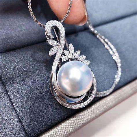 0 40 Ct Diamond AAAA 13 14 Mm South Sea Pearl Luxury Pendant 18k Gold