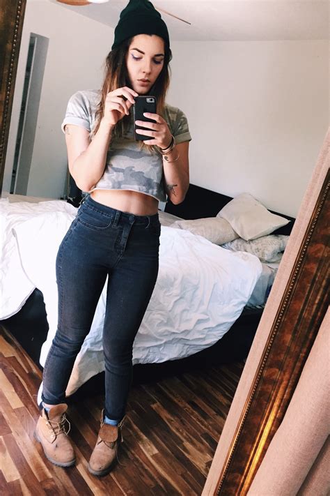 Camo Croptop Porn Pic