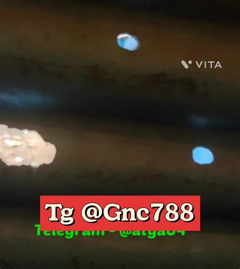 Desi Huge Ass Lady Pissing At Public Place Video 2 ThisVid