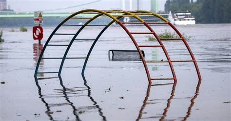 Fotos Hochwasser Am Rhein Pegel Steigen In NRW An Pfingsten