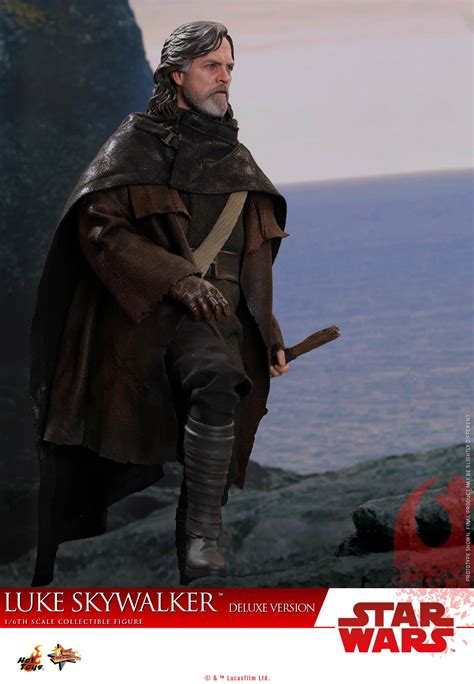 Hot Toys MMS Star Wars TLJ Luke Skywalker Hot Toys Complete Checklist