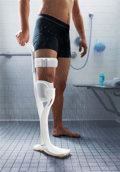Lytra Prosthetic Leg Makes Showering Doable For Amputees