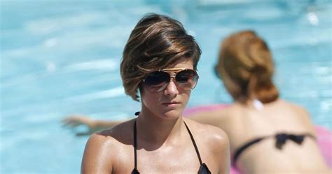 Loose Women S Frankie Bridge Accidentally Flashes In Mortifying Bikini Boat Blunder Daily Star