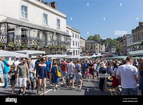Frome Sunday Market Frome Town Centre Somerset England Uk Stock