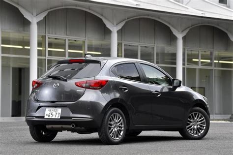 Mazda2はデミオから名前が変わっただけじゃない！ モデルチェンジでの大幅進化とは【試乗】 自動車情報・ニュース Web Cartop