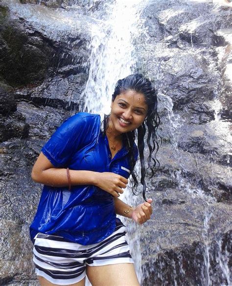 Bollywood Actress Hot Actress Having Bath In The Water Fall
