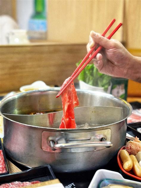 Cow Cow Taiwanese Hotpot S Photo Taiwan Hot Pot In Mong Kok Chong Hing Square Hong Kong