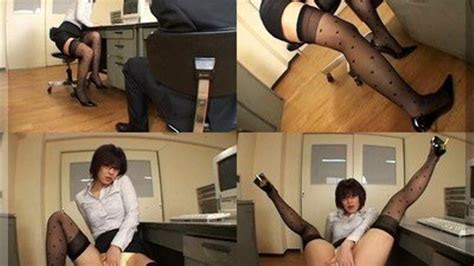 Japanese Cfnm Handjobs Blowjobs Handcuffed Naked Man Experiences Blow Job From Topless