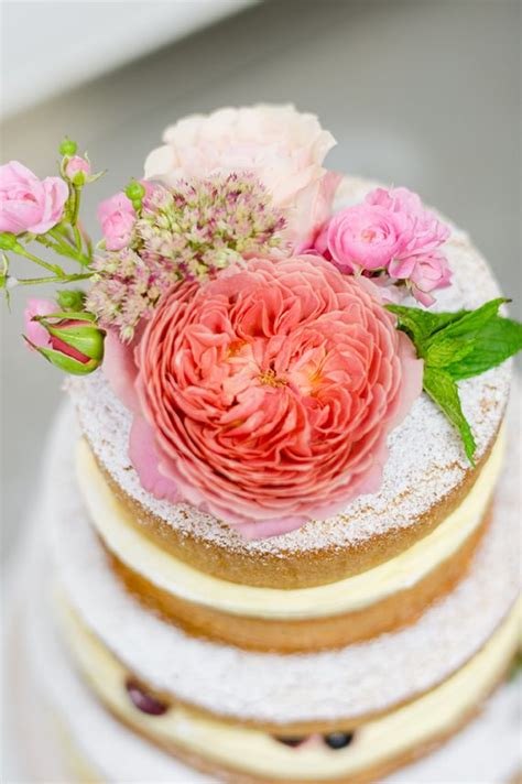 Naked Cakes für Frühlingshochzeit