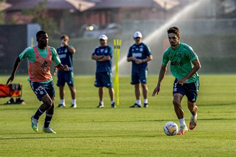 Exame Aponta Les O No Joelho Direito De Rodrigo Caio Que J Inicia