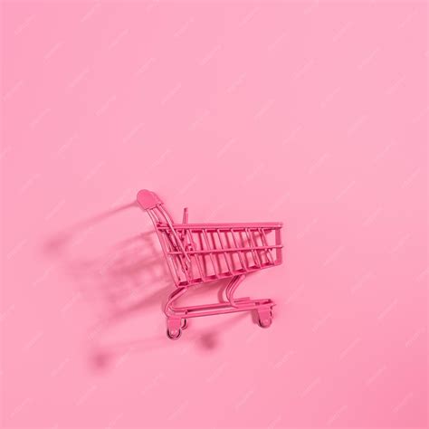 Mobile shopping will soon dominate the traffic on the pink website 6