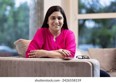 relationship advisor india royalty  images stock