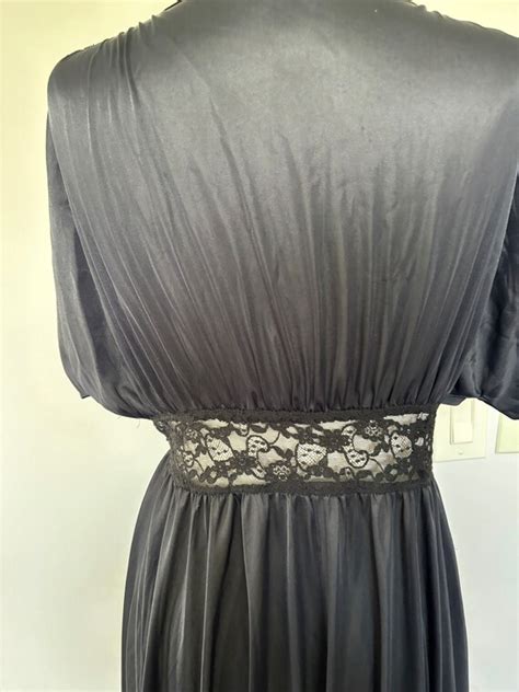 Black OLGA Long Nightgown Vintage Lingerie Large Gem