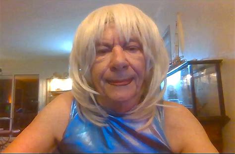 Total Hair Removal And Handjob 7 Nude Pics XHamster