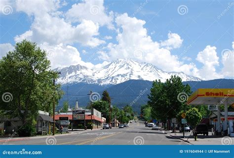 Mount Shasta City in the Cascade Range, California Stock Photo - Image ...