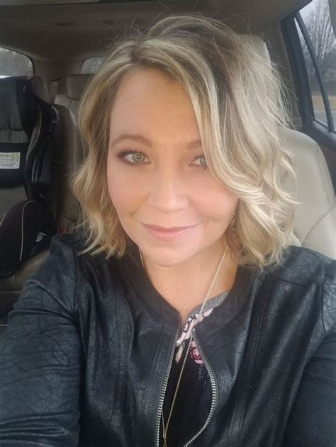 Blond Layered Bob About Hair Blonde Layered Bob