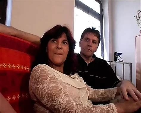 Deutscher Amateur Mit Simones Hausbesuche Bringt Ehepaaren Das Ficken Bei XHamster