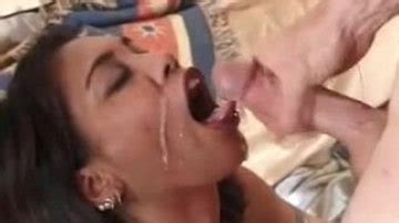 Pinay Babe Fucked Hard On The Couch PORNDROIDS