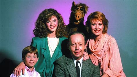 Вижте как изглеждат днес актьорите от сериала „Алф” - Новини - woman.bg