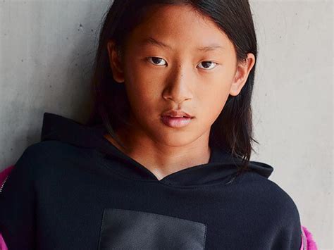 Kleidung für Damen Kollektion 2024 | Sisley