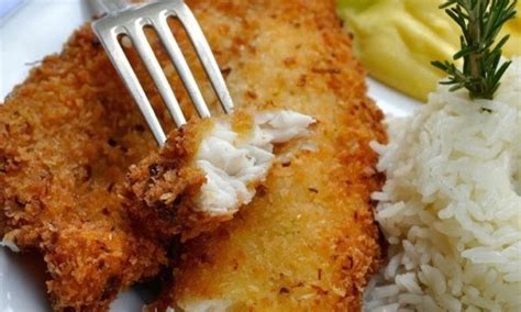 COMIDINHAS FÁCEIS E RÁPIDAS Filé de peixe à milanesa empanado maionese