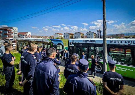 FOTO ANTRENAMENT Al Pompierilor Din Alba Pe Noile Autobuze Electrice