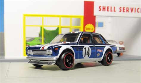 Hot Wheels Rlc Datsun Bluebird