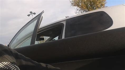 Exib Sur Un Parking Free Gay Hd Porn Video A Xhamster