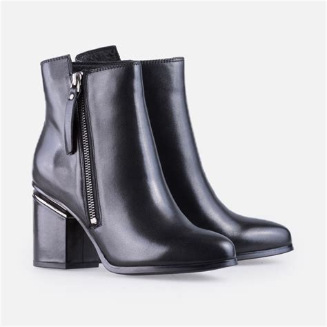 Eva | amma shoes & accessories