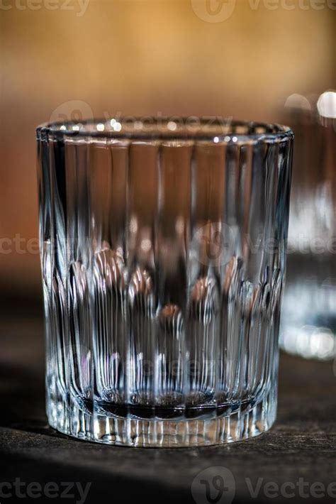 drinking glasses  cocktail  stock photo  vecteezy