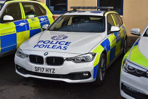 Police Scotland Bmw D Roads Policing Unit Sf Hy Flickr