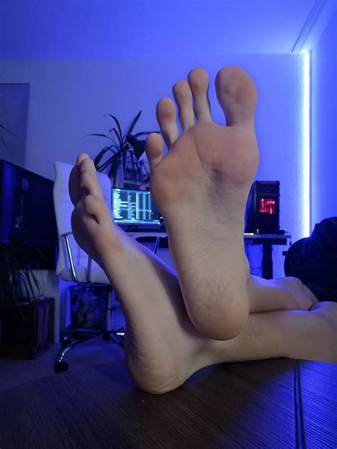 20 Nudes Gayfootfetish NUDE PICS ORG