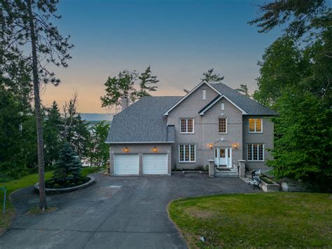 Waterfront Listings Ottawa | Waterfront Properties Ottawa | Dream