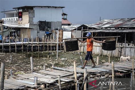 Memutus Mata Rantai Kemiskinan Di Jakarta Antara News Megapolitan