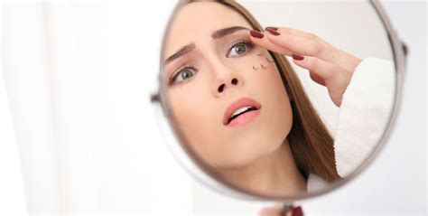 Reasons Why Eyelashes Fall Out And How To Promote Growth