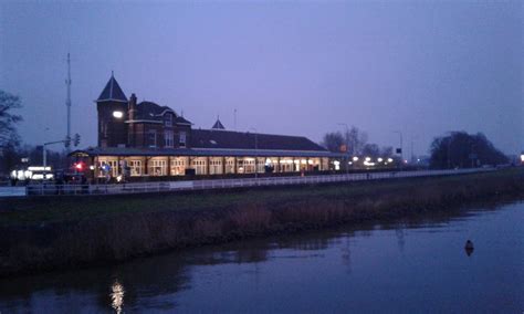 Trainstation, Houten at night. by Dutchbronyfan on DeviantArt