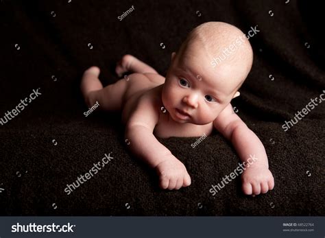 Naked Baby Lying On His Stomach Foto Stok 68522764 Shutterstock