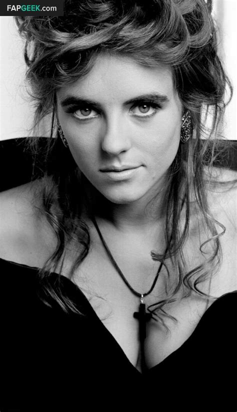 Elizabeth Hurley Elizabethhurley Elizabethhurley Nude Leaked Onlyfans Photo FapGeek