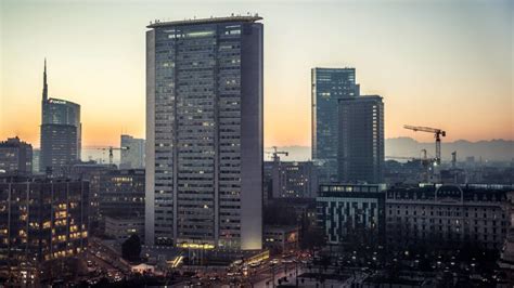 Небоскреб Пирелли — Европа, Италия, Ломбардия