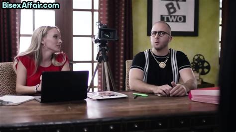 Horny Bisexuals Fuck Perverted Wild Bae In Wet Pussy Hole