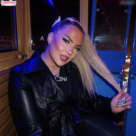 Adelina Dalevska Aka Adelinadalevska Nude Leaks Fapellas