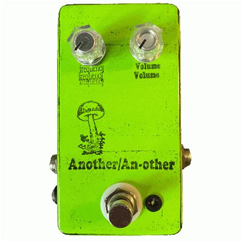 Mid Fi Electronics Pedals