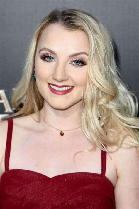 Evanna Lynch AKA Luna Lovegood Is A Babe Now Fashion Blog Clothing Store