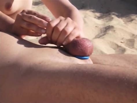 Sexspielzeug Abenteuer Am Strand Eines Deutschen Amateur Paares Auf