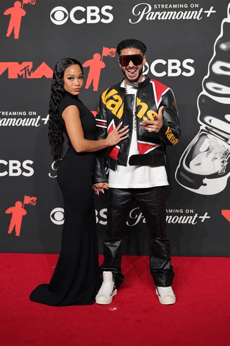 MTV VMAS 2025 Red Carpet Fashion: See Every Celebrity Outfit | Vogue