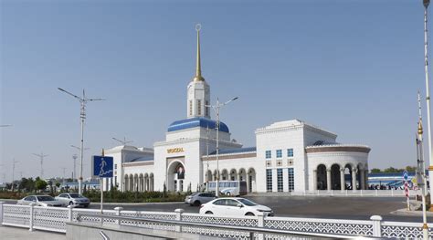 Tuesday Train Journey - Ashgabat to Mary in Turkmenistan - Wilbur's Travels