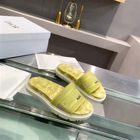 Dior Slippers Couple Models High Version 2024 New Product Yellow Foam