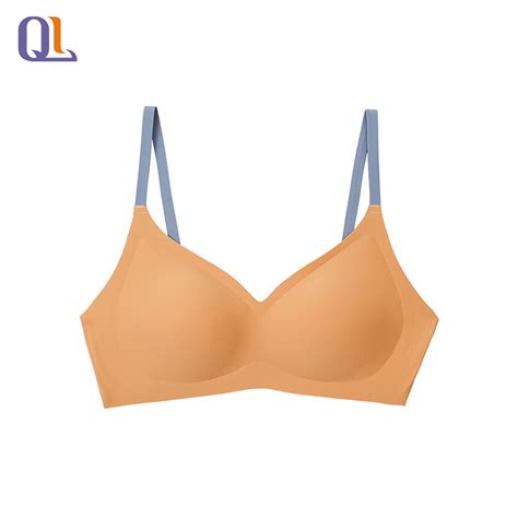 Comfortable And Soft Fabric Seamless Underwear Latex Breast Gathered Nude Feeling Women S Bra